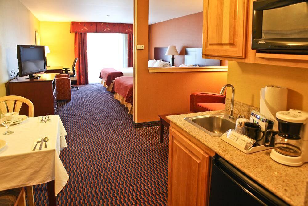 Holiday Inn Express Hotel & Suites Richland Habitación foto